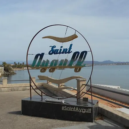 A 200 Metres De La Appartement