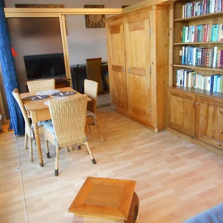 Appartement A Avec Piscine * Сен-Глф